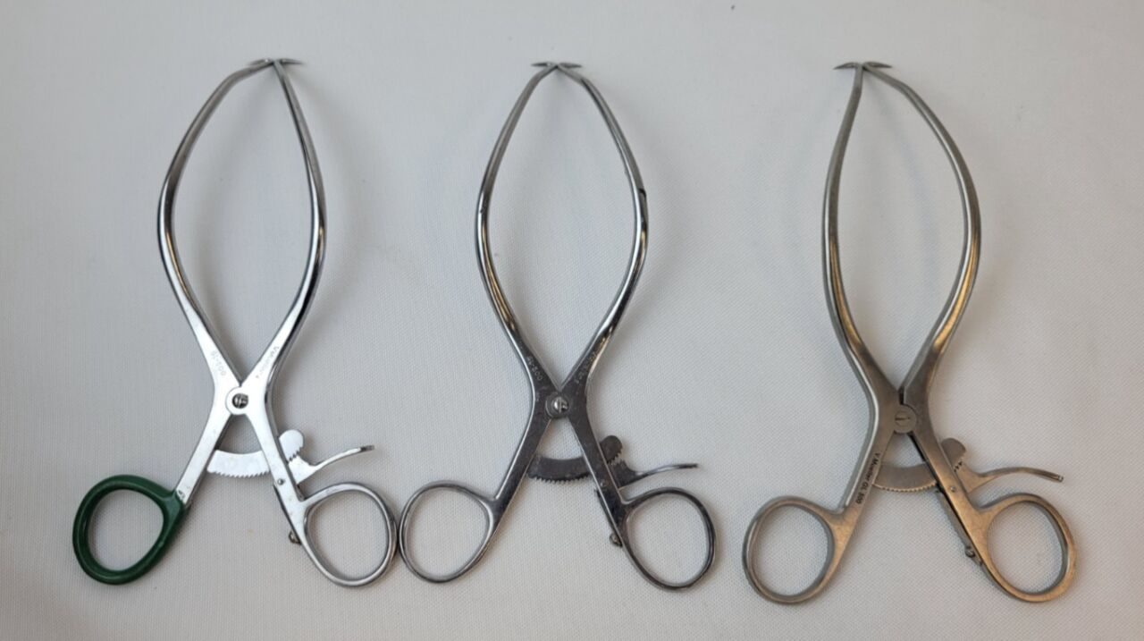 V. MUELLER GL500 Set of 3 Gelpi Perineal Self Retaining Retractor 7-1/4"