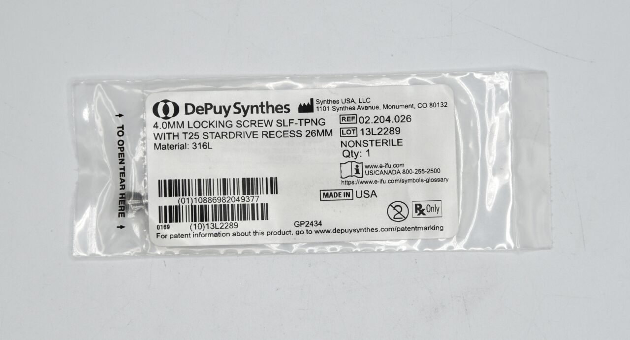 SYNTHES 02.204.026 DEPUY Locking Screw, 4 dia. x 26 mm Length, with T25 StarDrive Recess,