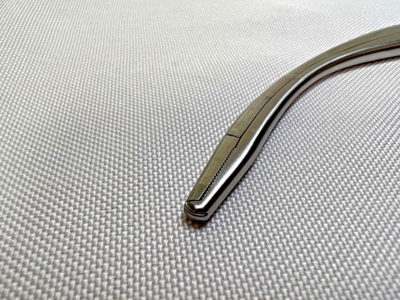 V. MUELLER OS5526-001 Tendon Tunneling Passing Forceps Curved Alligator Jaws 6" — photo 3