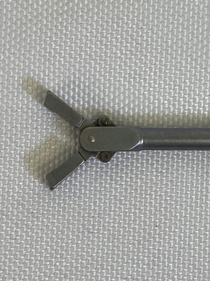SHUTT CONCEPT C8004 Teaser Knot Tier 3.4mm x 130mm Arthroscopic Forcep — photo 5
