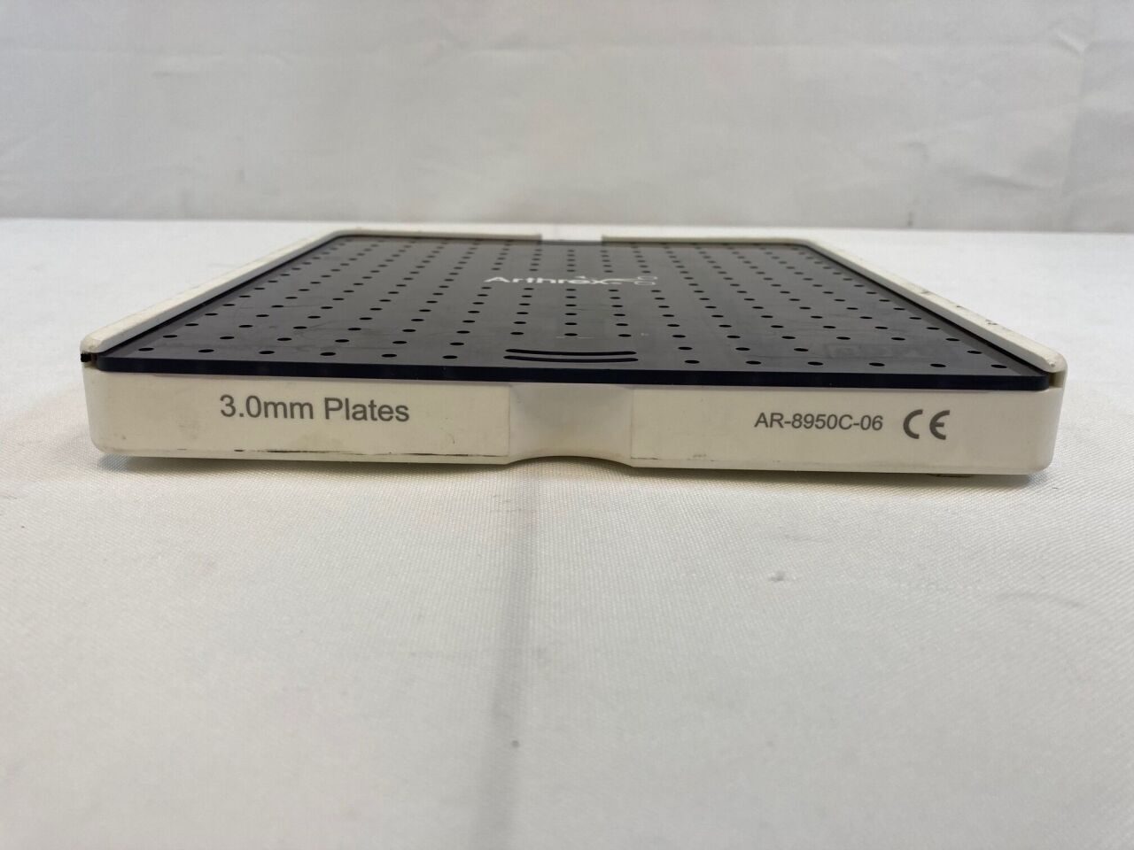 ARTHREX AR-8950C-06  Comprehensive Fixation System Plate Caddy — photo 8