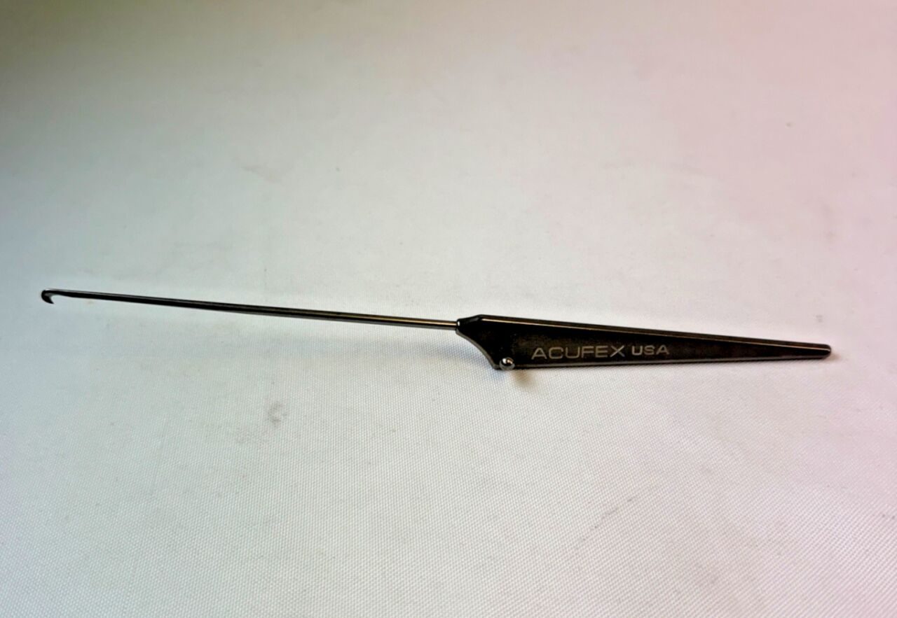 SMITH & NEPHEW 10161 5mm Surgical Arthroscopic Hook Knife — photo 3