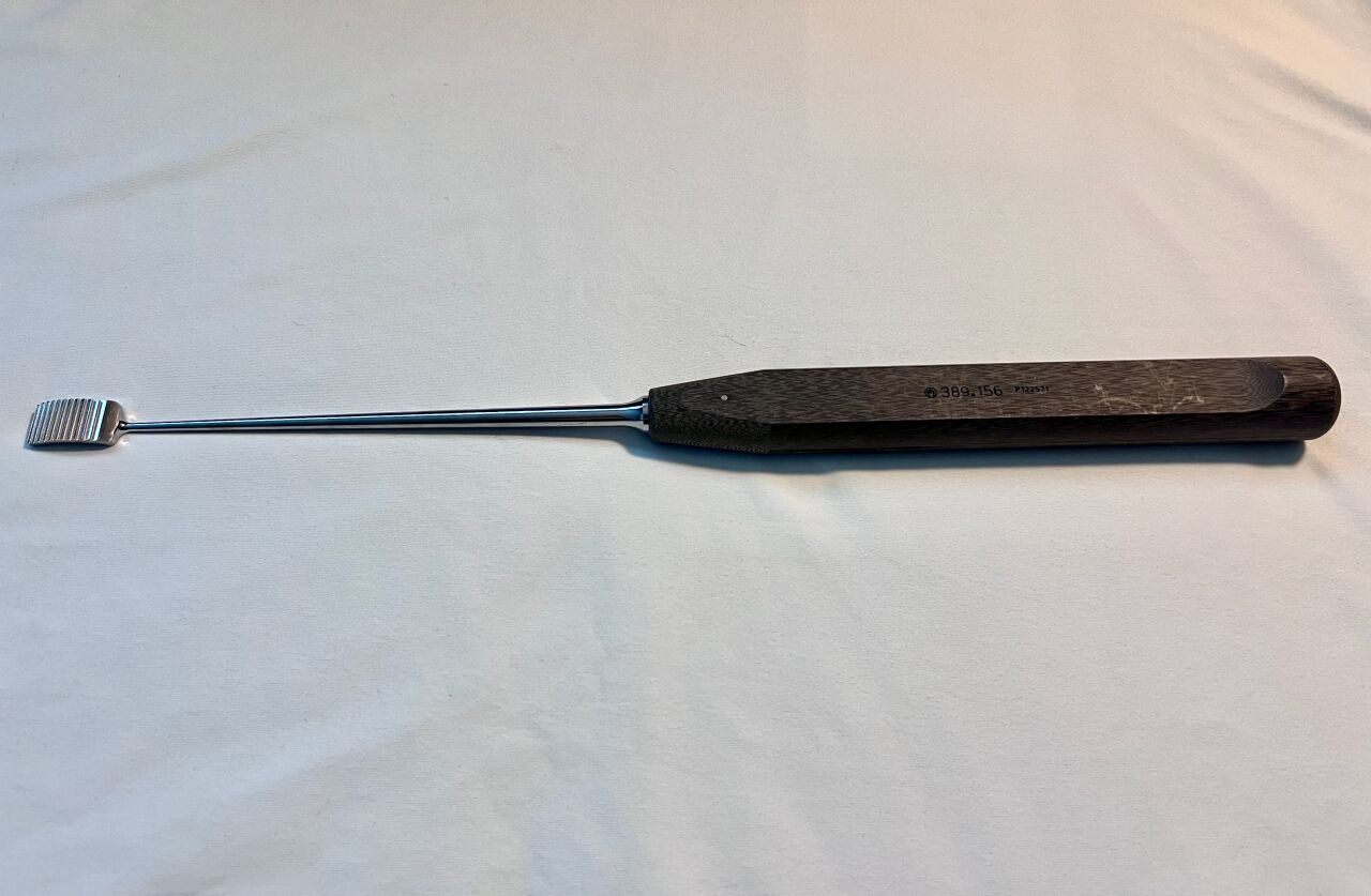 SYNTHES 389.156 ALIF Spinal Rasp Curved