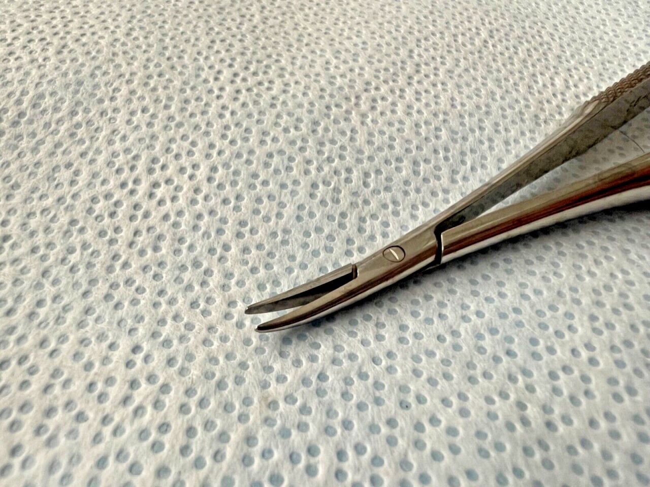 STEPHENS S6-1005 Barraquer Curved Locking Needle Holder 5-1/2" Length — photo 2