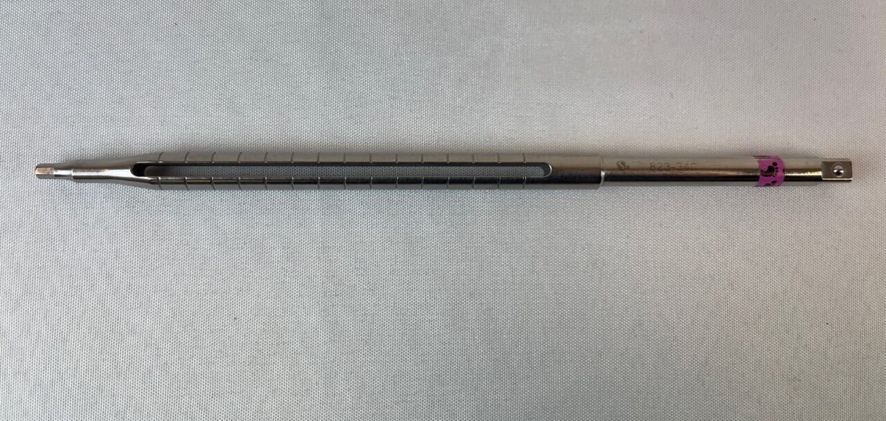 MEDTRONIC 823-340 3.5mm Hex Cannulated Bottom End Screwdriver Shaft 1/4" Connect