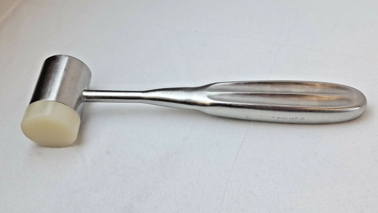 V. MUELLER RH1541 Cottle Mallet 2.9cm Nylon Face 8"