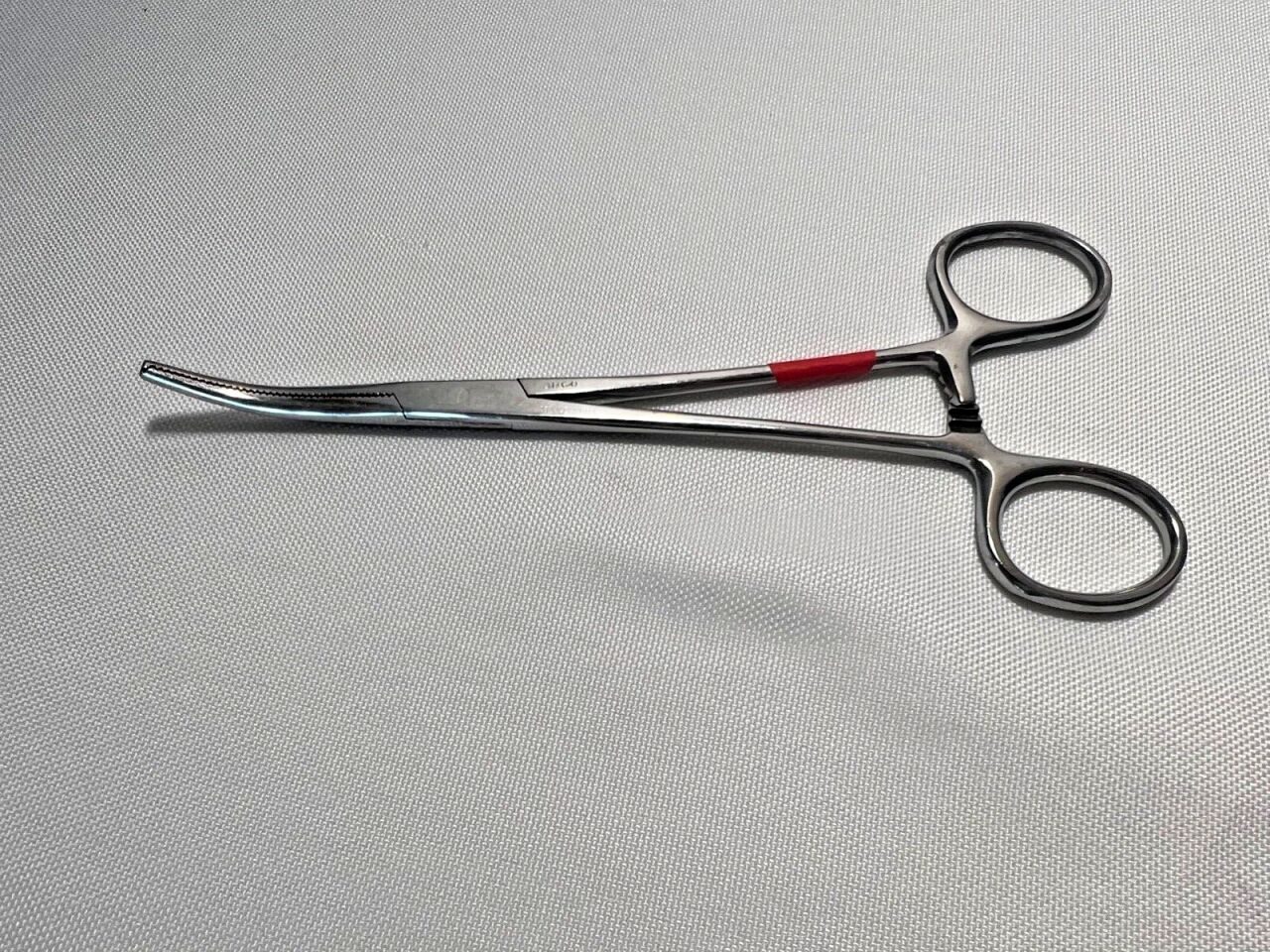Kocher Forceps Curved Serrated Jaws 1x2 Teeth
