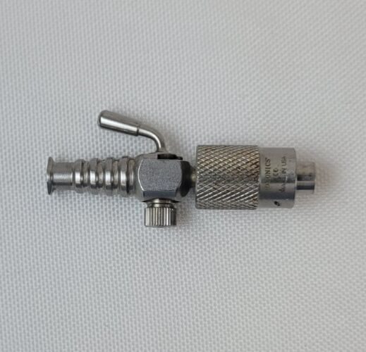 SMITH & NEPHEW Dyonics 7204864 Arthroscopic Cannula Adapter Outflow Inflow
