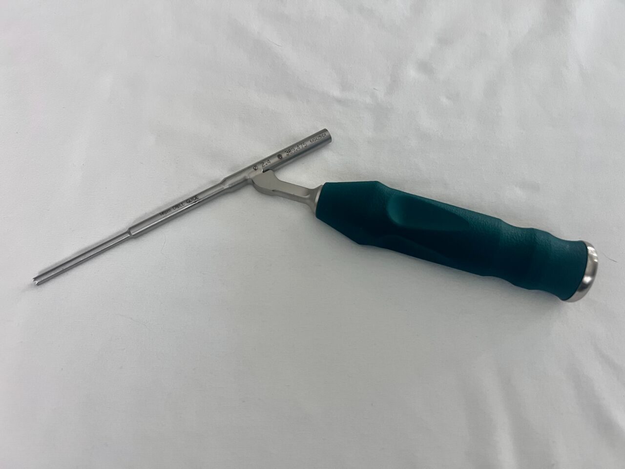 SYNTHES 389.475 Orthopedic 14mm Drill Guide For 2.4mm Drill Bits — photo 1