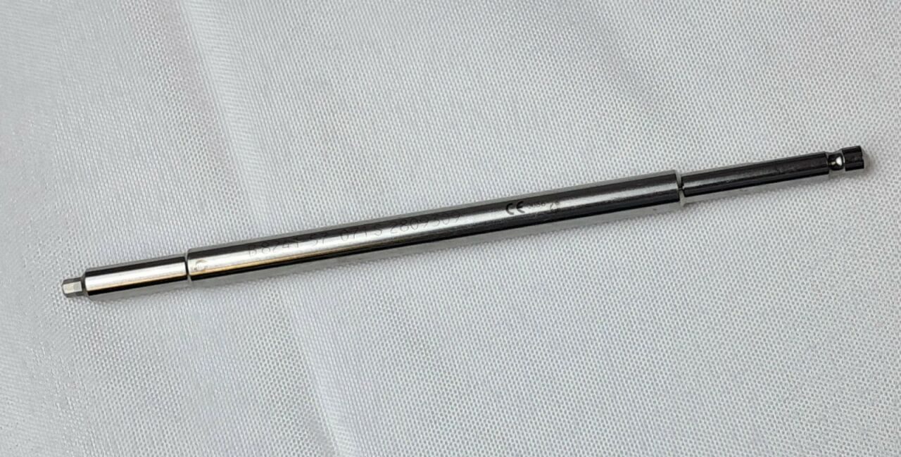 BIOMET B8241-57-071S 2.5mm Hexagonal Driver Shaft Orthopedic Trauma — photo 2