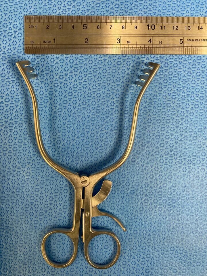 V. MUELLER SU3112 Self Retaining 6.5" Weitlander Retractor 3x4 Sharp Prong — photo 7