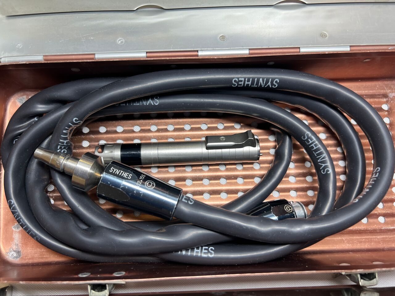 SYNTHES 512.155 Mini Compression Air Hose Drill System CCMED691 — photo 3