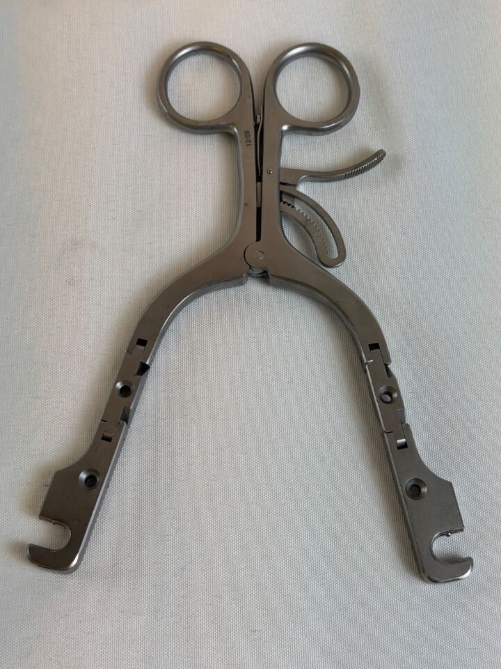 AESCULAP CASPAR CCR Longitudinal Retractor BW047R  Frame Cervical Neuro Ortho — photo 4