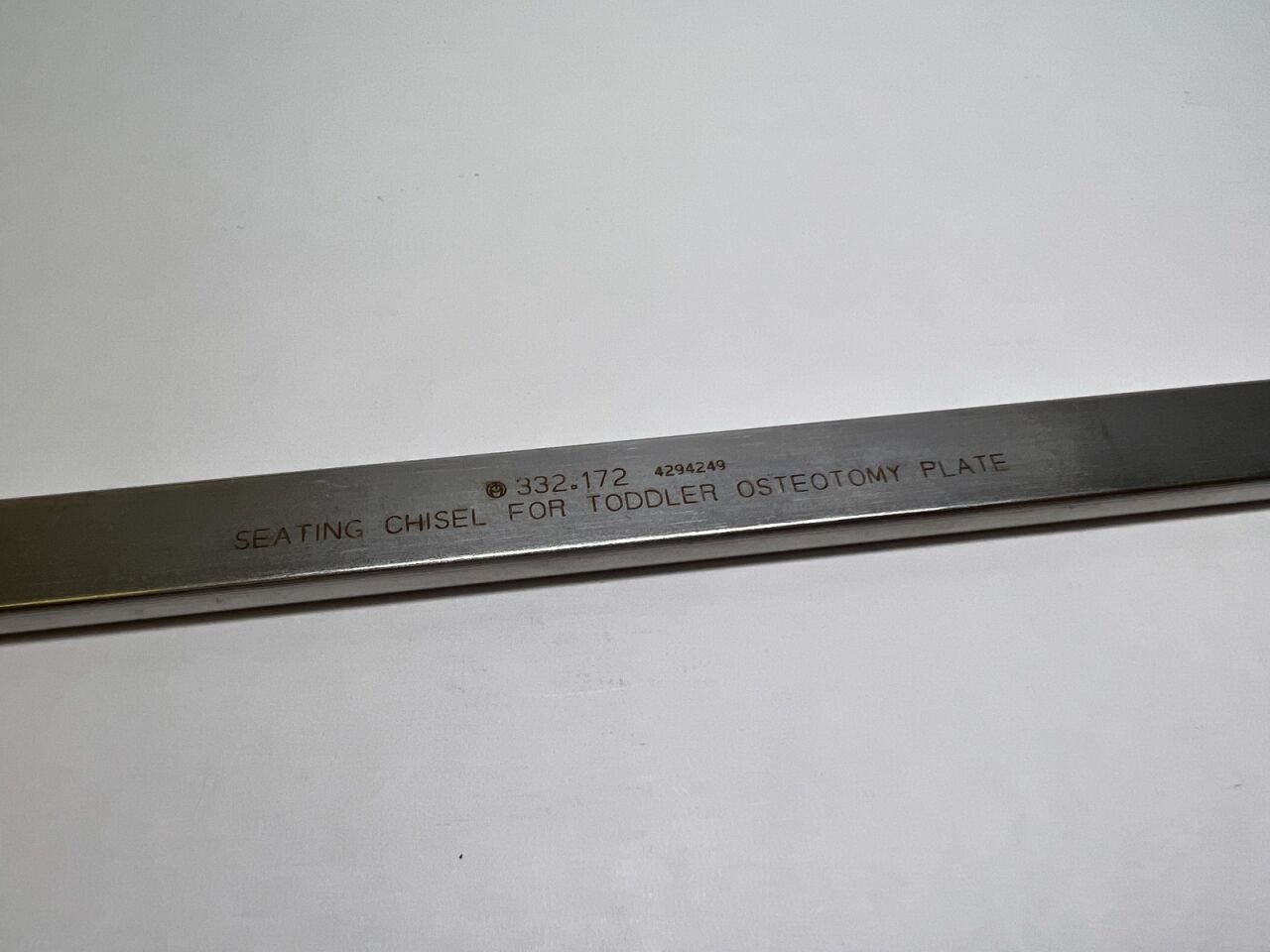 SYNTHES 332.172 Chisel — photo 3