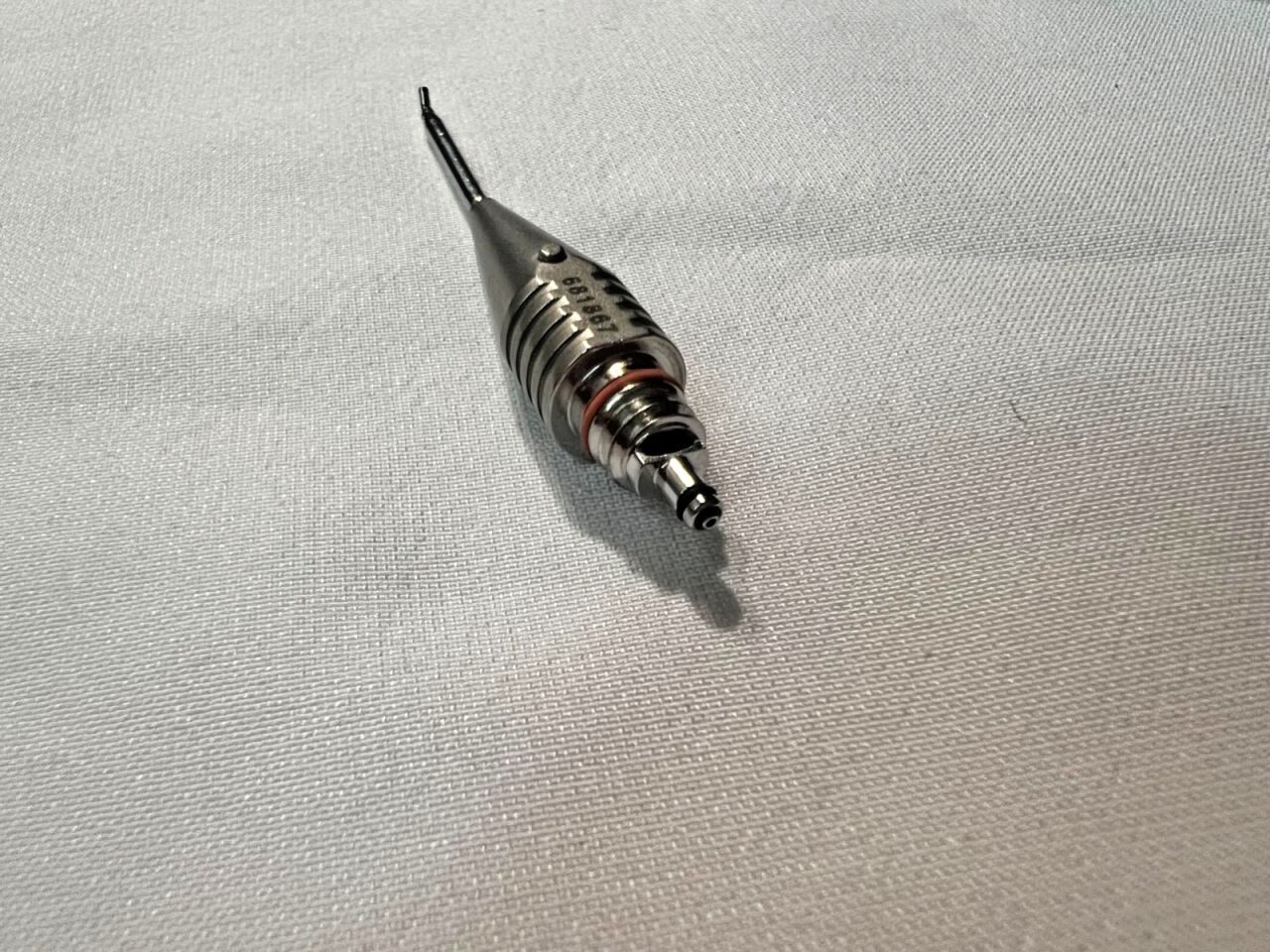 ALCON 8065814501 UltraFlow Irrigation/Aspiration Curved Tip 45deg X 0.3mm — photo 4