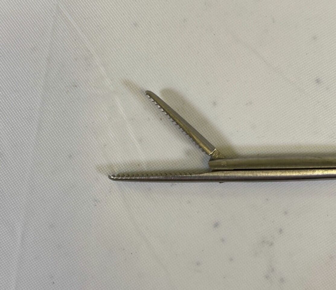 AESCULAP EF928 Mathieu Foreign Body Forceps Serrated Jaws 8" Urology — photo 5