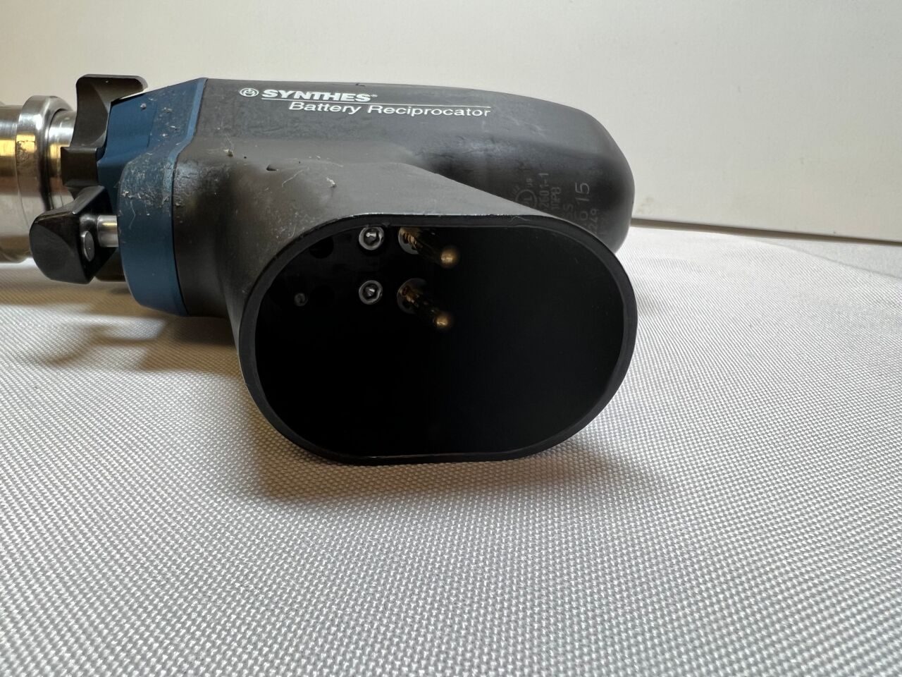 SYNTHES 530.615 Battery Operated Reciprocator Drill — photo 3
