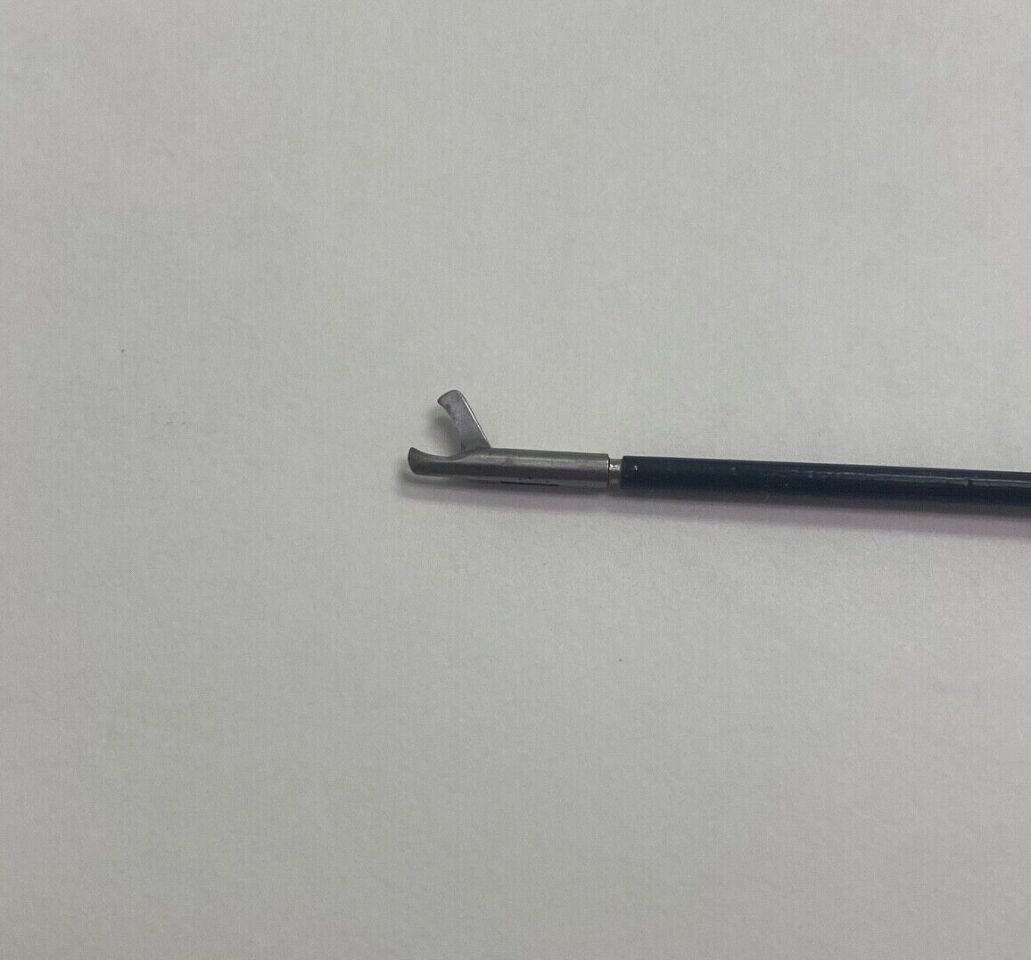 R. WOLF 8380.02 Laparoscopic Hook Scissors 3mm Monopolar — photo 3