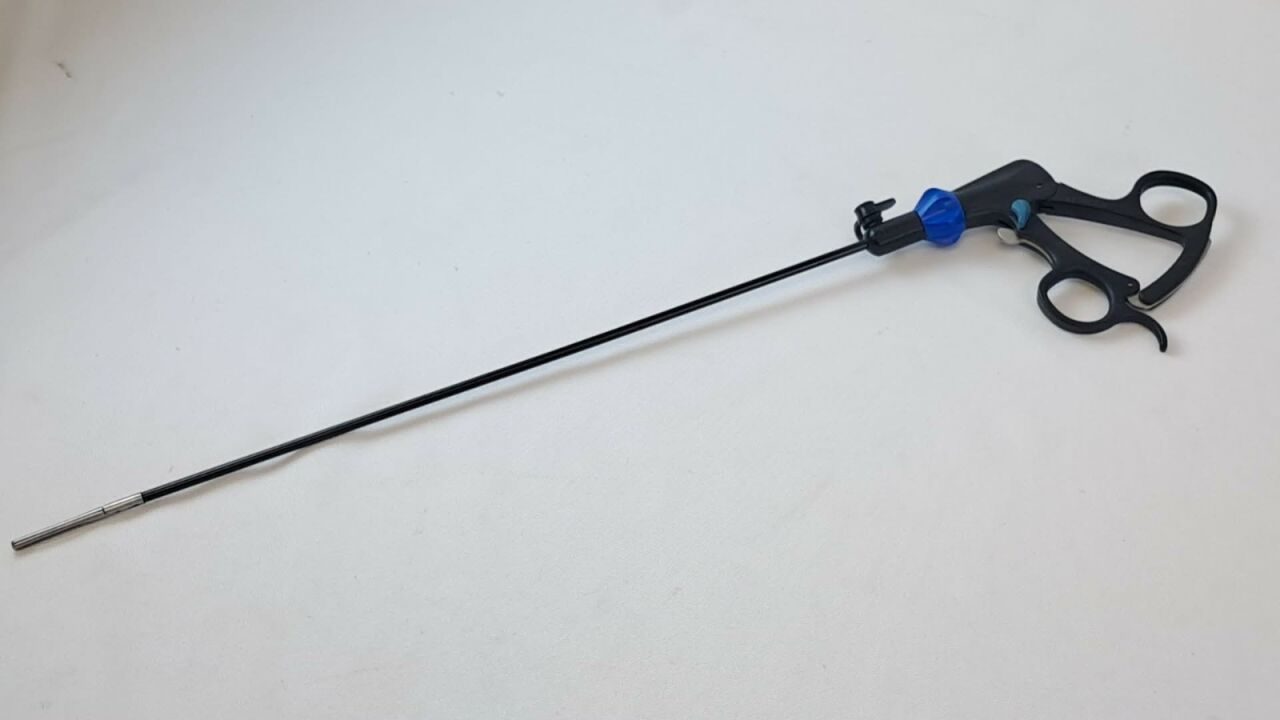 R. WOLF 8393.3267 5mm x 35cm Monopolar Laparoscopic Atraumatic Bowel Grasper — photo 2