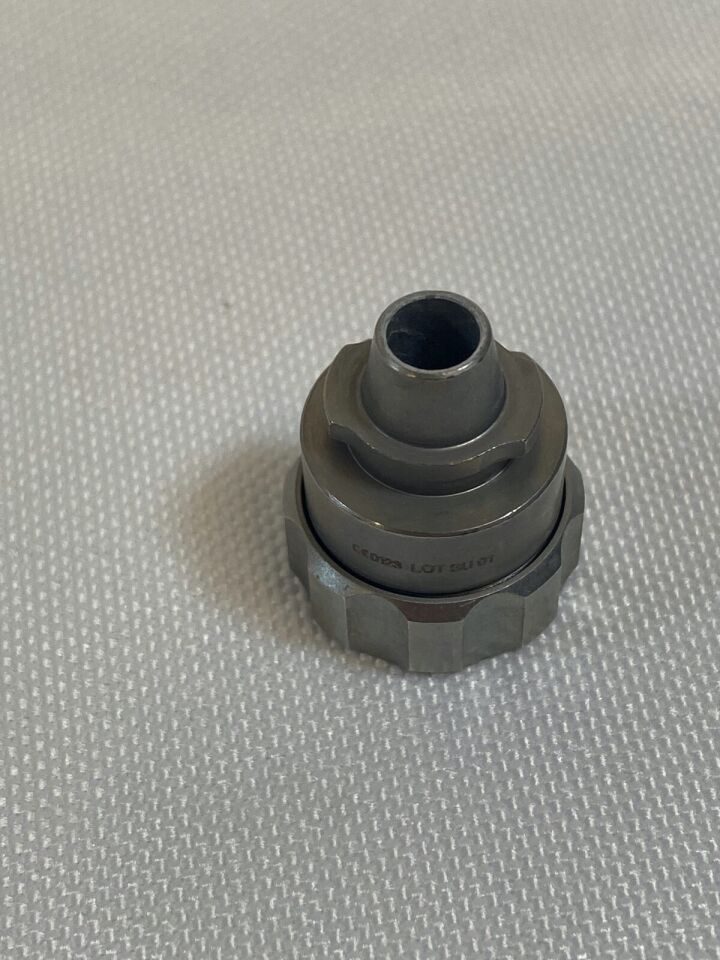KARL STORZ 28140D Snap-In Sealing Cap w Cone Includes 28140GU Gasket Arthroscopy — photo 4