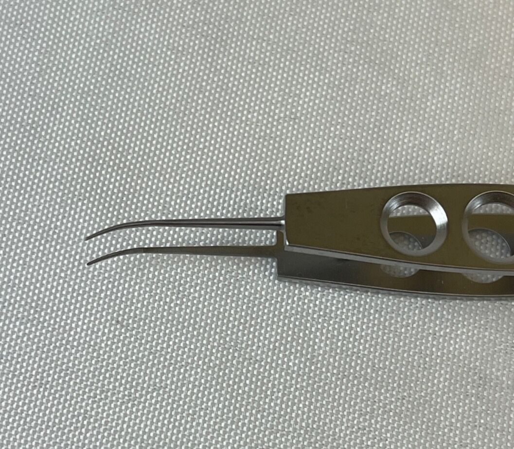 AMBLER 9642E Jaffe Tying Forceps 4" Very Delicate 6mm Platform Curved Smooth Jaw — photo 3