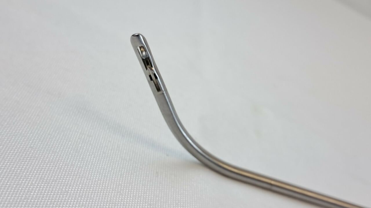 SHUTT-LINVATEC Shutt Linvatec 1.1412 Master B-Scoop Forceps 3.4mm 45 Deg Left Arthroscopy Punch — photo 4