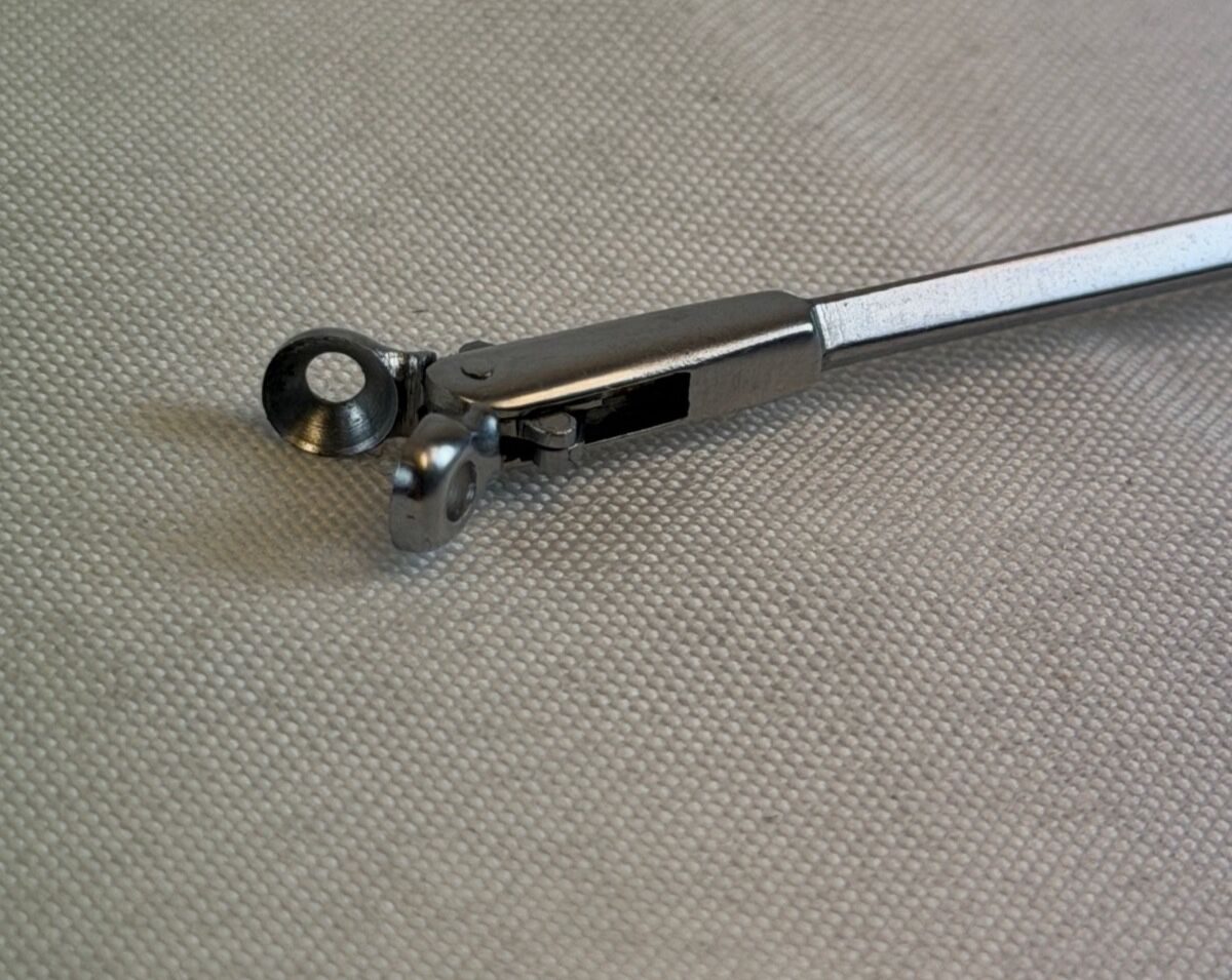 KARL STORZ 10370L D/A Spoon Shaped Forceps 5.5mm Jaw 2.5mm Shaft 50cm — photo 5