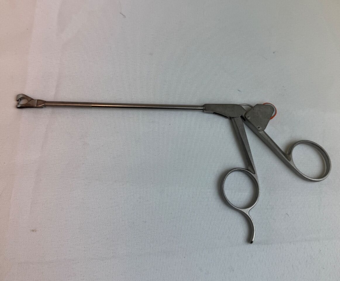 SHUTT-LINVATEC 18.10013 Slotted SuturePunch Right