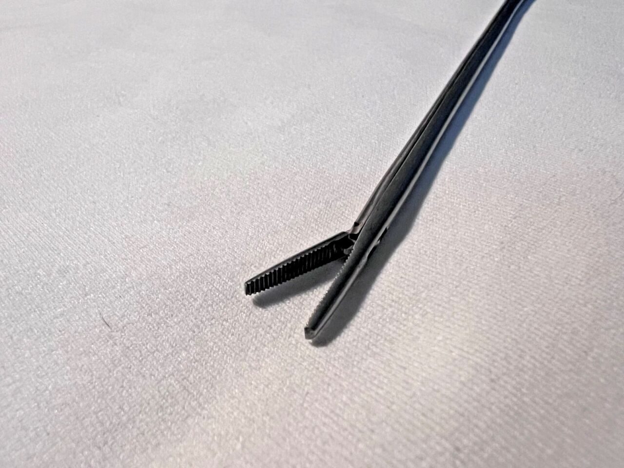 MERIT HARTMANN 98-224 Alligator Ear Forceps Serrated Jaws 5.5" Length ENT — photo 2