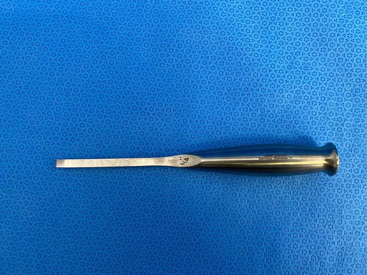JARIT 250-210 Smith Peterson Osteotome Curved 1/4" (6mm)