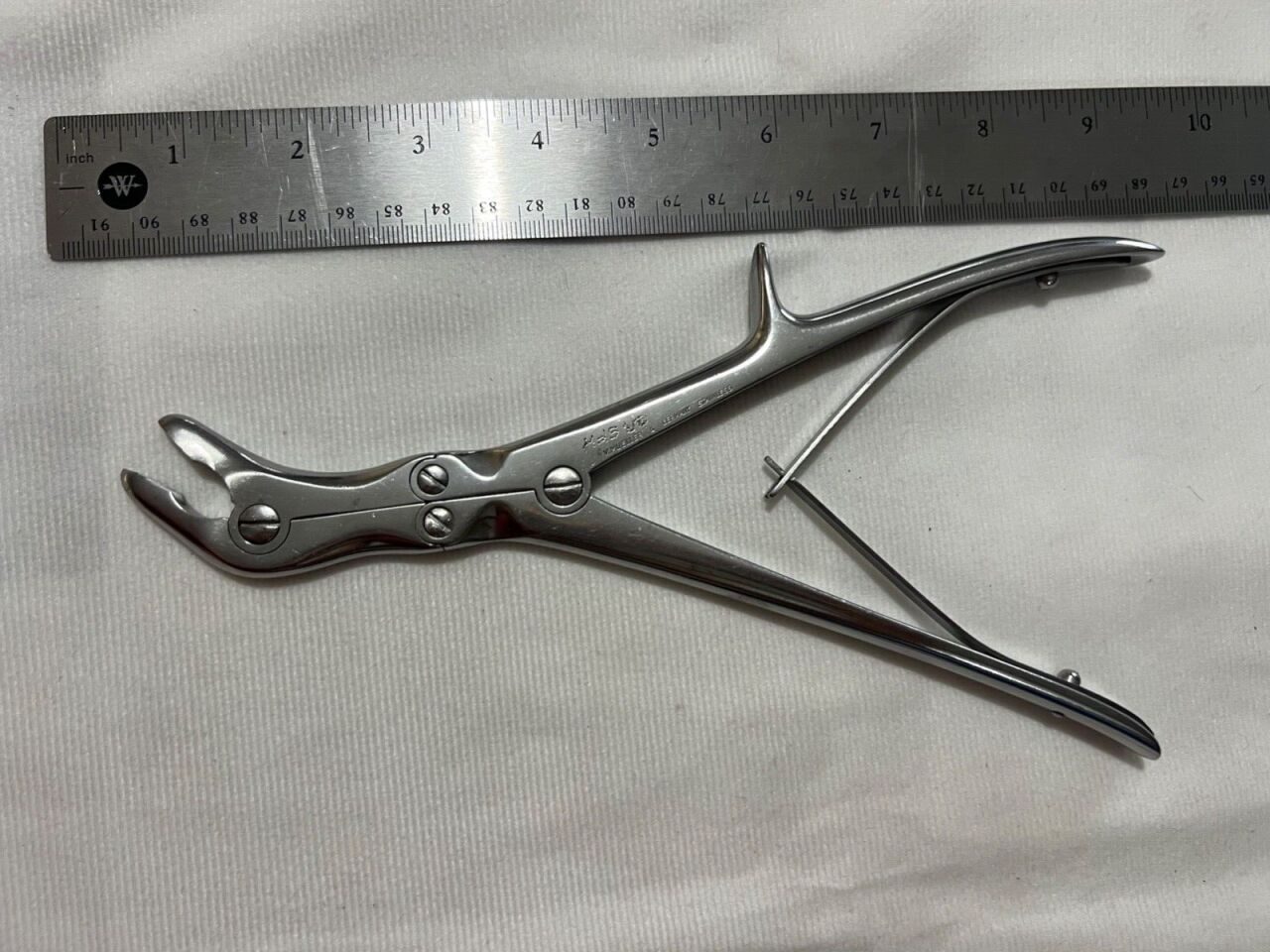 V. MUELLER 9-1/2" Length Angled Double Action Duckbill Rongeur — photo 4
