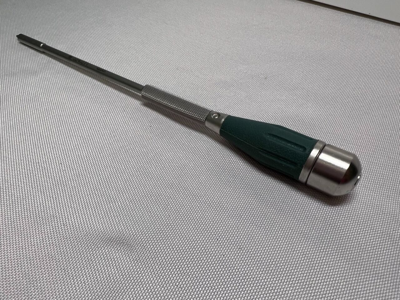 SYNTHES 324.071 Instrument For Screw Head — photo 1