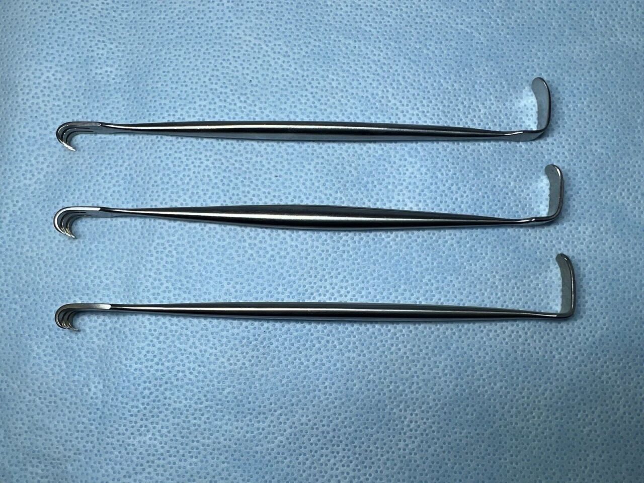 V. MUELLER  3 Prong Double-Ended Retractors