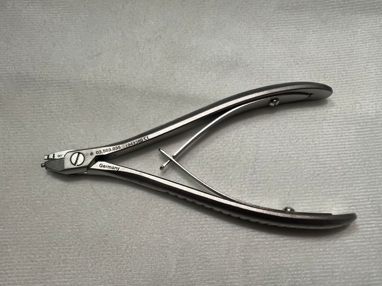 SYNTHES 03.503.035 Plate Bending Pliers — photo 1