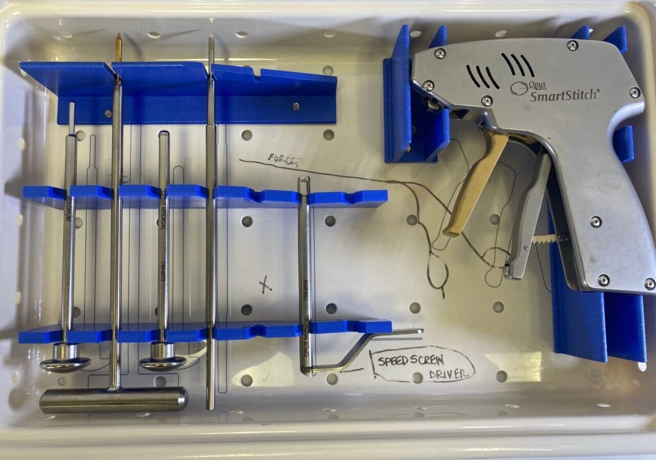 ARTHROCARE Opus Autocuff OM-9047 Forcep Speed Driver Set w/ Case — photo 3
