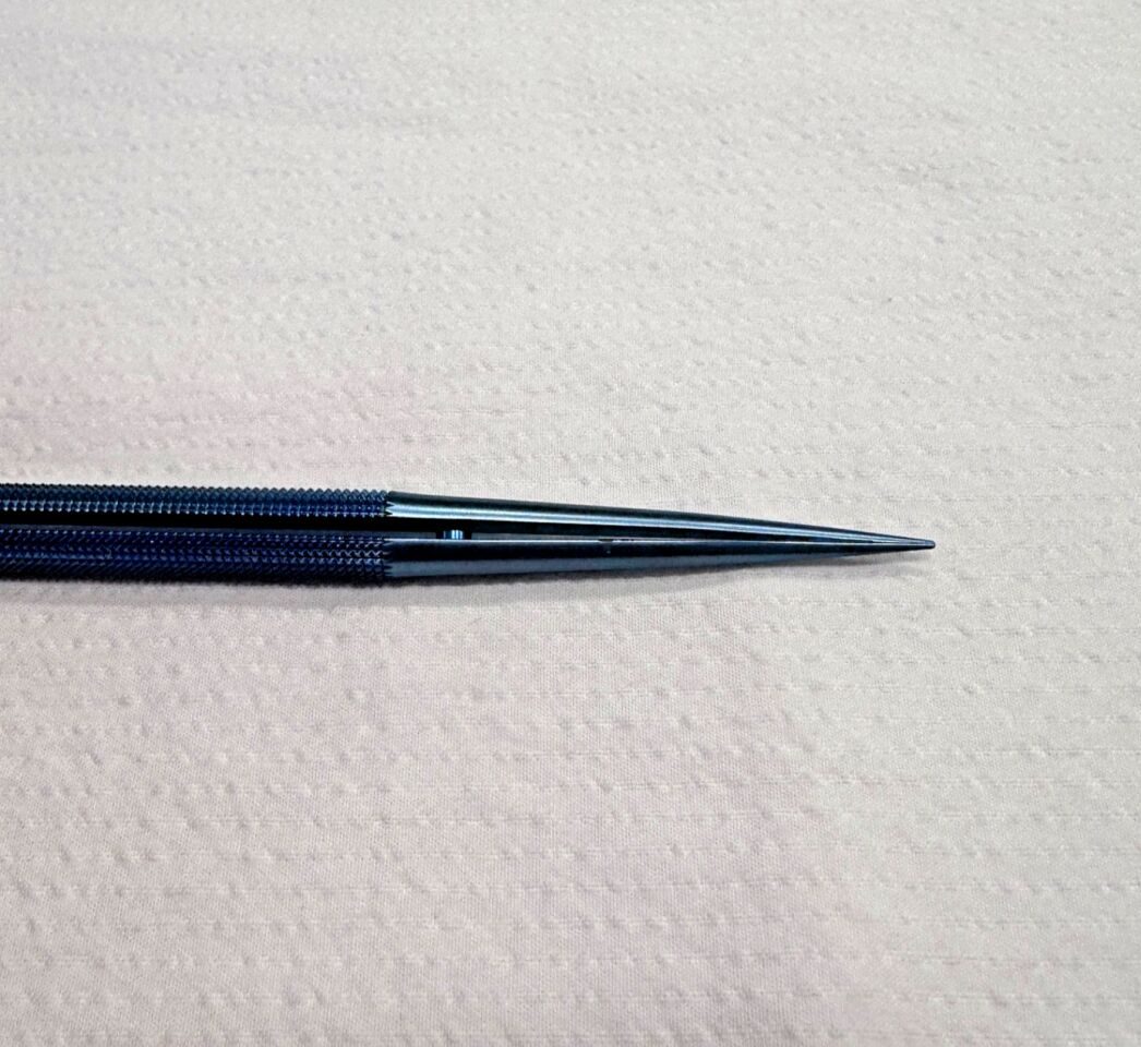 ASSI T230 Classic MicroLite Titanium Forceps 18cm 0.15mm tip — photo 6