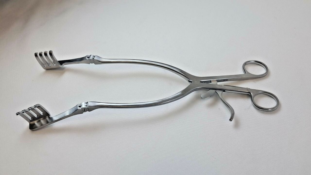 SYMMETRY 24-3426 Laminectomy Spine Retractor — photo 1