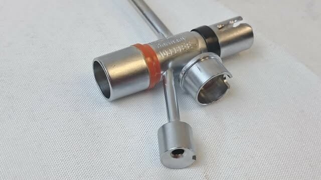 KARL STORZ 10338EE Tube Size 3 5mm x 26cm Dosel-Huzly Bronchoscope — photo 5