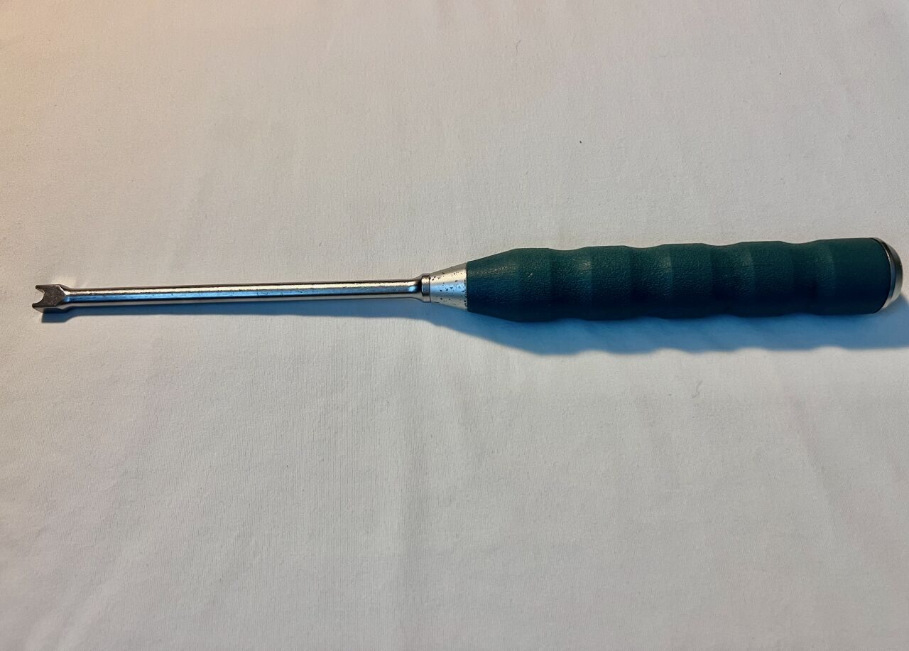 SYNTHES 388.114 Pangea System Rod Pusher For 6mm Rods — photo 1