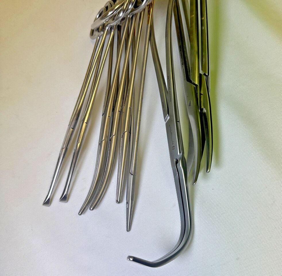 VARIOUS  14 Piece Codman Jarit CVT Open Chest Instrument Set w/ Sterlization Case — photo 6