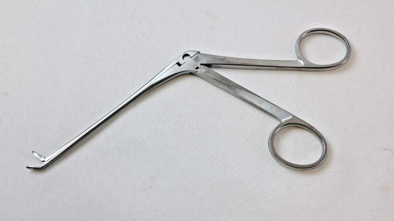 JARIT 440-130 Blakesley Nasal Forceps 4.5" Up-Angled Size 0 ENT — photo 2