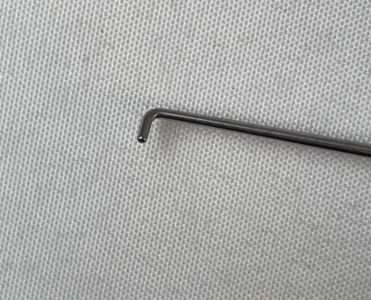 AESCULAP MD562R Dandy Angled Neuro Hook 90deg Blunt Tip 22.5cm — photo 4