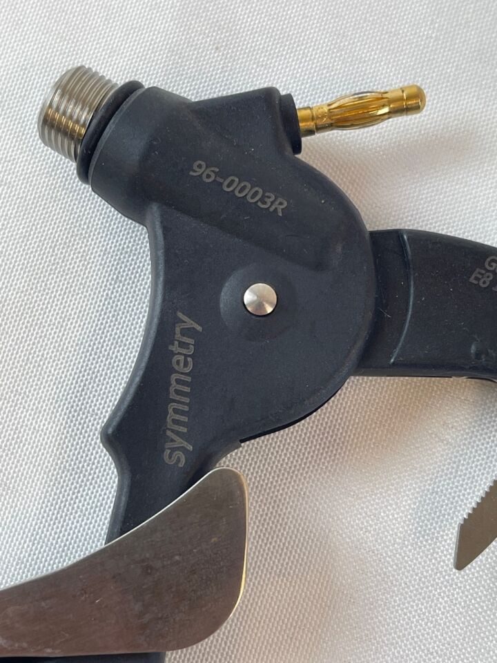 SYMMETRY MEDIFLEX 96-0003R RapidClean CarbonFiber Laparoscopic Ratcheting Handle — photo 3