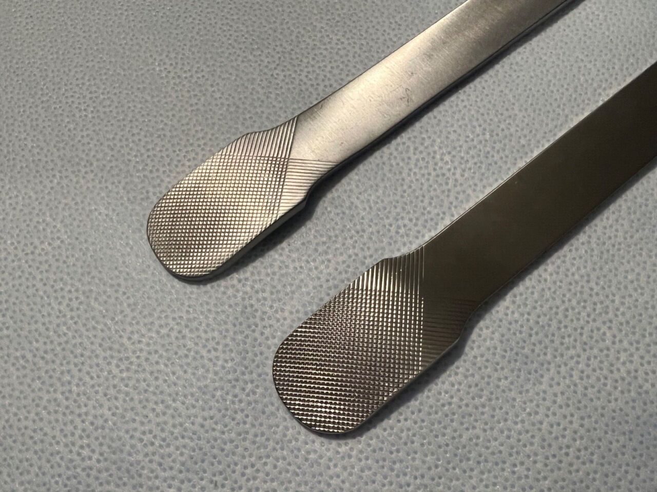KMEDIC KM 46-904 Orthopedic Bone Rasps 2.5cm Blade Width 13-1/2" Length — photo 3