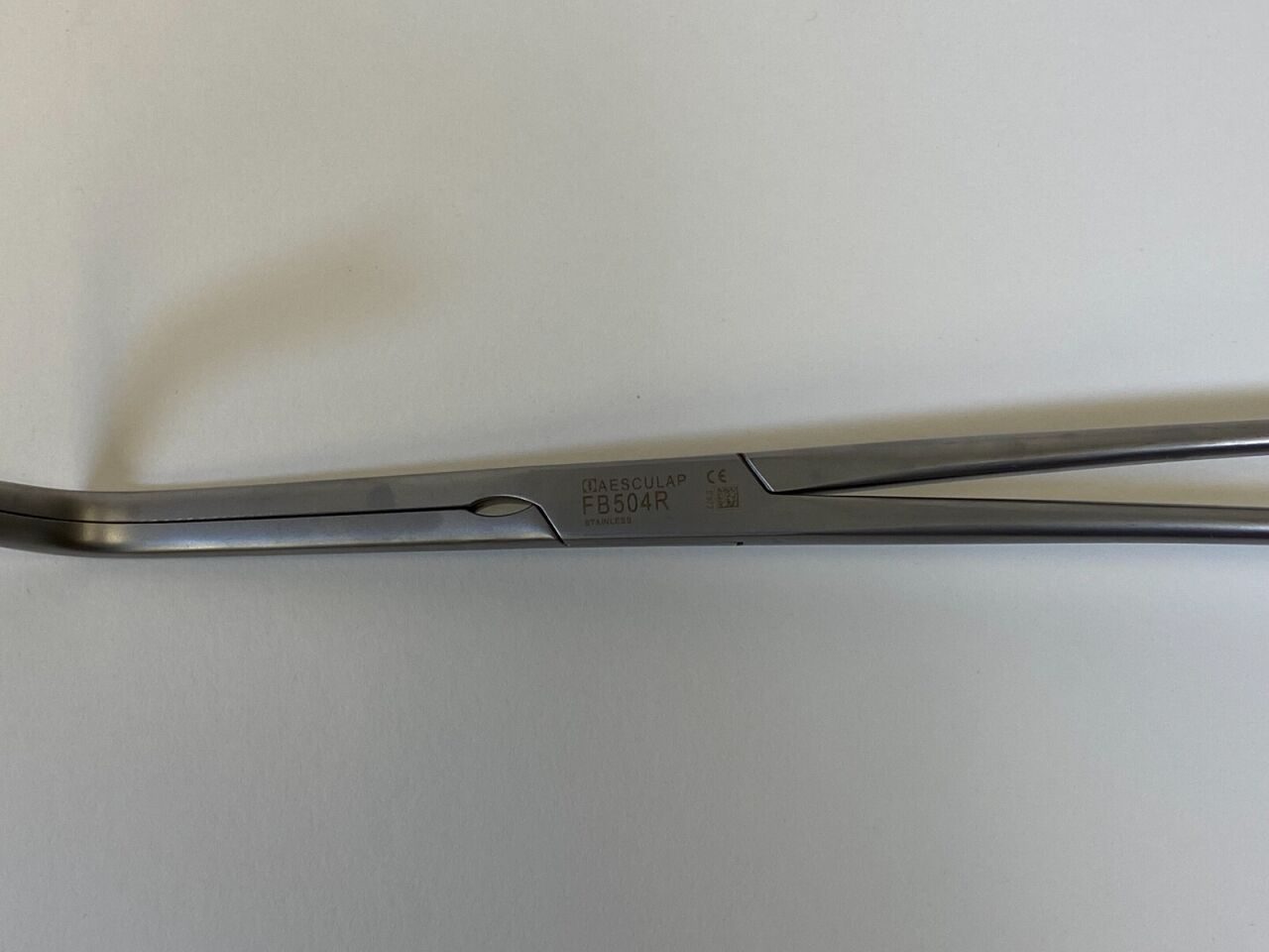 AESCULAP FB504R DeBakey Tangential Occlusion Clamp Curved 280mm — photo 2