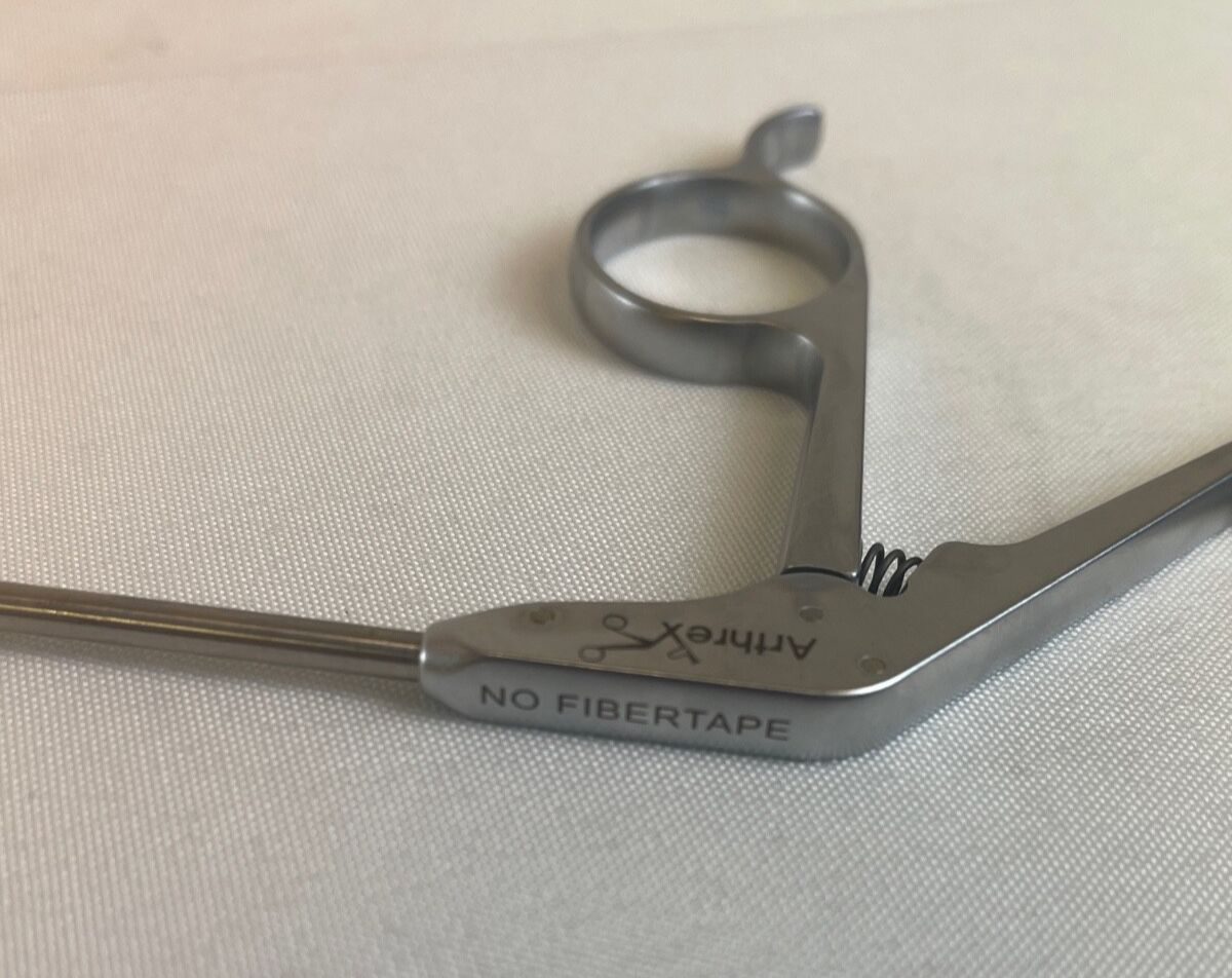 ARTHREX AR-13255 3.4mm Straight Shaft Mini Suture Cutter — photo 6
