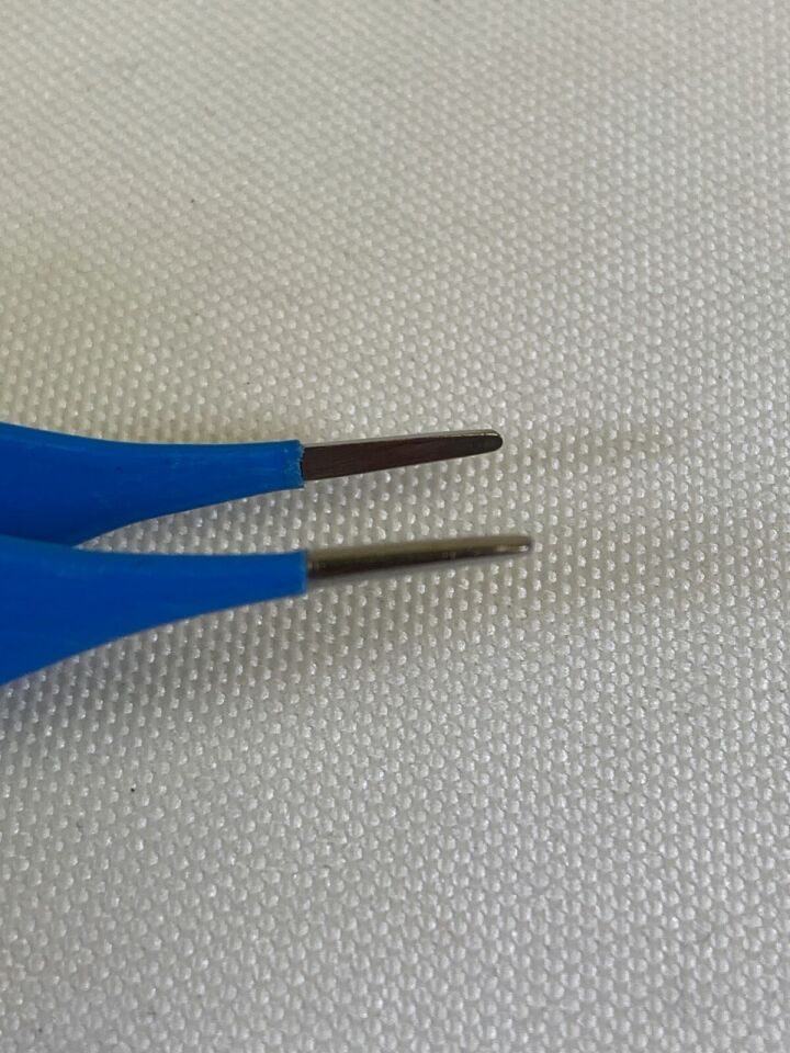 KONIG MEDLINE MDS571005SC Insulated Bipolar Adson Forcep Straight 1mm Tips 5" — photo 5