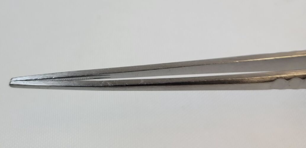 V. MUELLER CH5902 DeBakey Vascular Tissue Forceps Straight Serrated Tips 19.7cm — photo 4