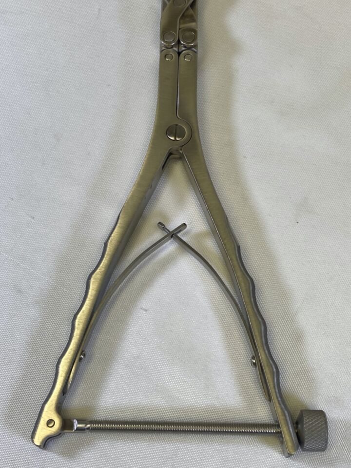 SSI 91-0908 Locking Distraction & Compression Forceps — photo 6