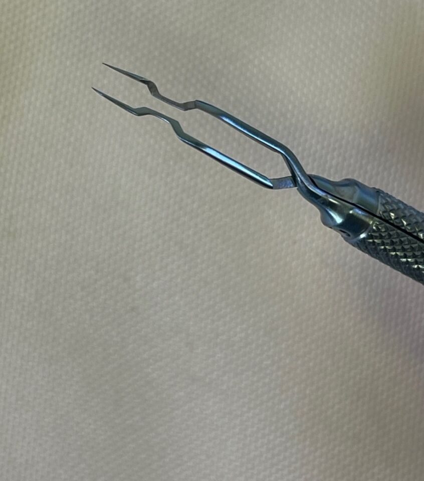 STORZ / BAUSCH & LOMB ET2052 Titanium 12cm Ophthalmic Capsulorhexis Forceps — photo 7
